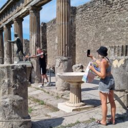 »Eines ist. Das Denken der Vorsokratiker – Philosophieren in Pompeji« AUSGEBUCHT